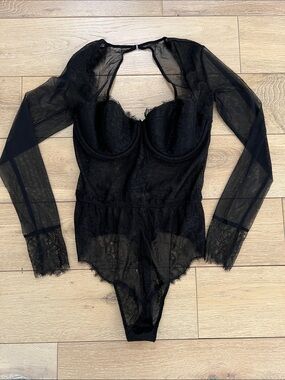 VS Black Lace Long-Sleeve Bustier Bodysuit